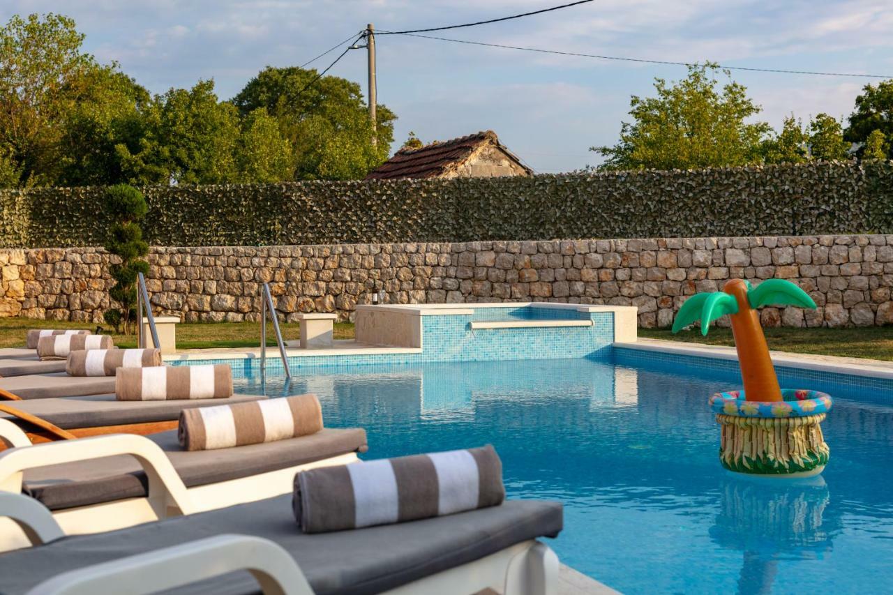Luxury Villa Poquito Zagvozd エクステリア 写真