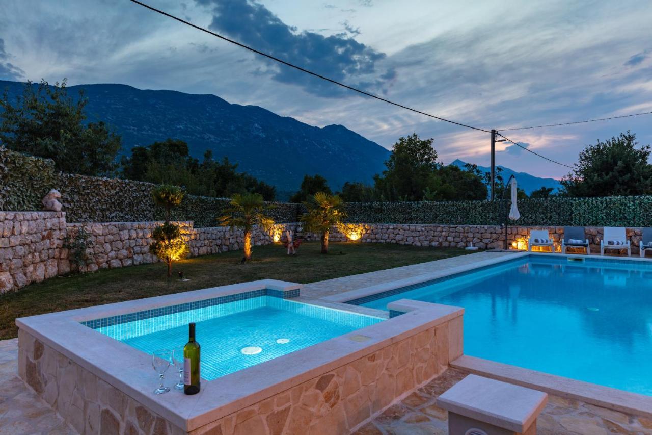 Luxury Villa Poquito Zagvozd エクステリア 写真