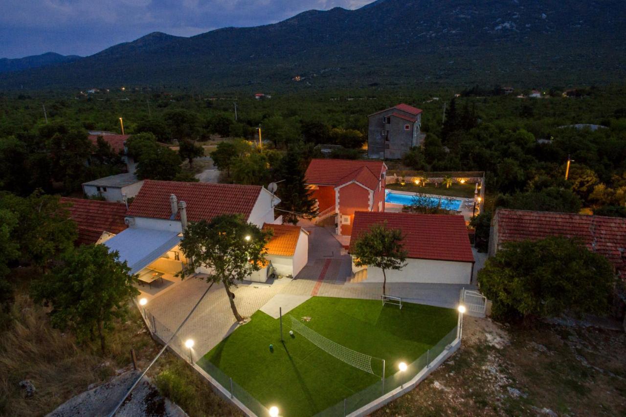 Luxury Villa Poquito Zagvozd エクステリア 写真